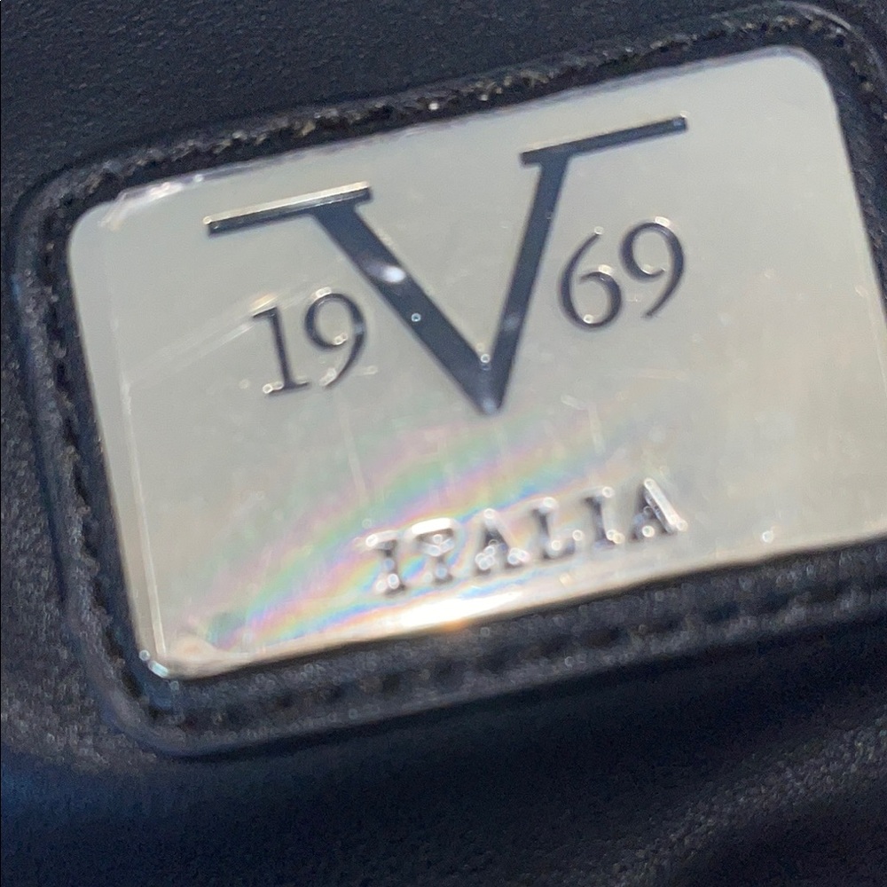 Versace satchel 🖤👜 - Picture 5 of 5